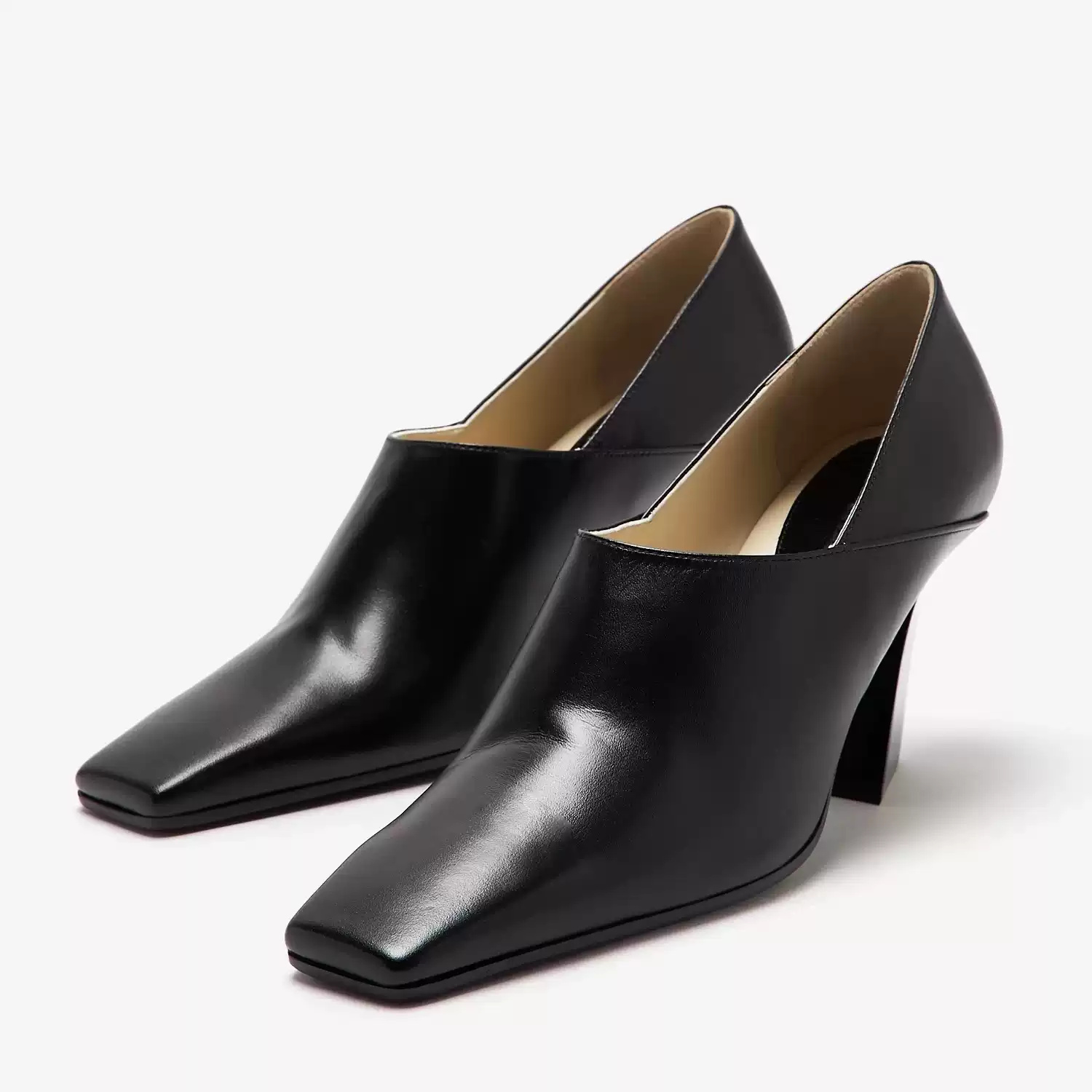 Women Formal Office Wear Shoes - حذاء نسائي أسود من الجلد بكعب