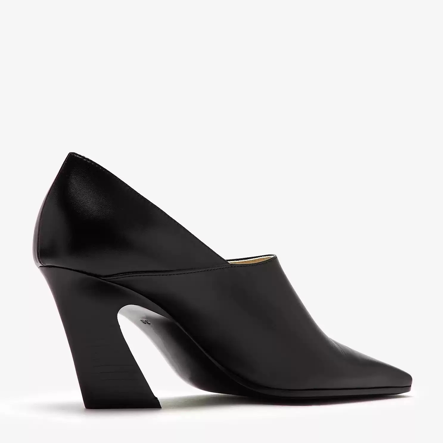 حذاء نسائي أسود من الجلد بكعب  - مراجعة Women Formal Office Wear Shoes وسعره