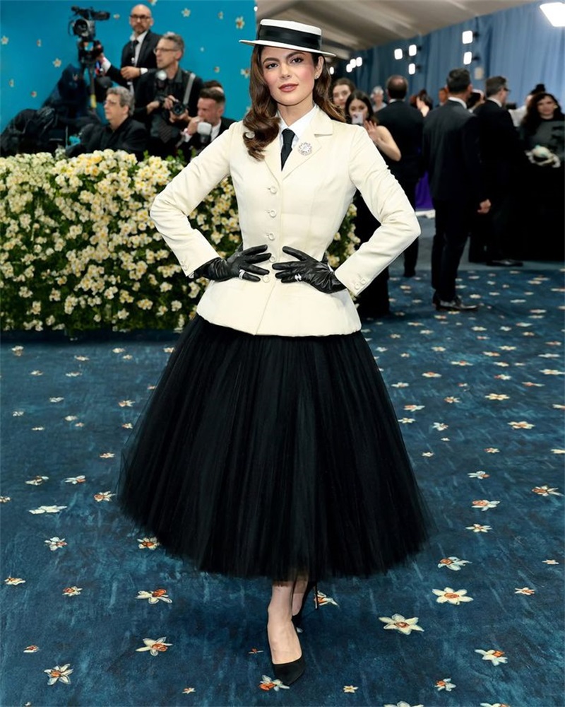 الأبيض المرأة مكتب الدعاوى تنو - مراجعة Women Formal Wear Black And White وسعره