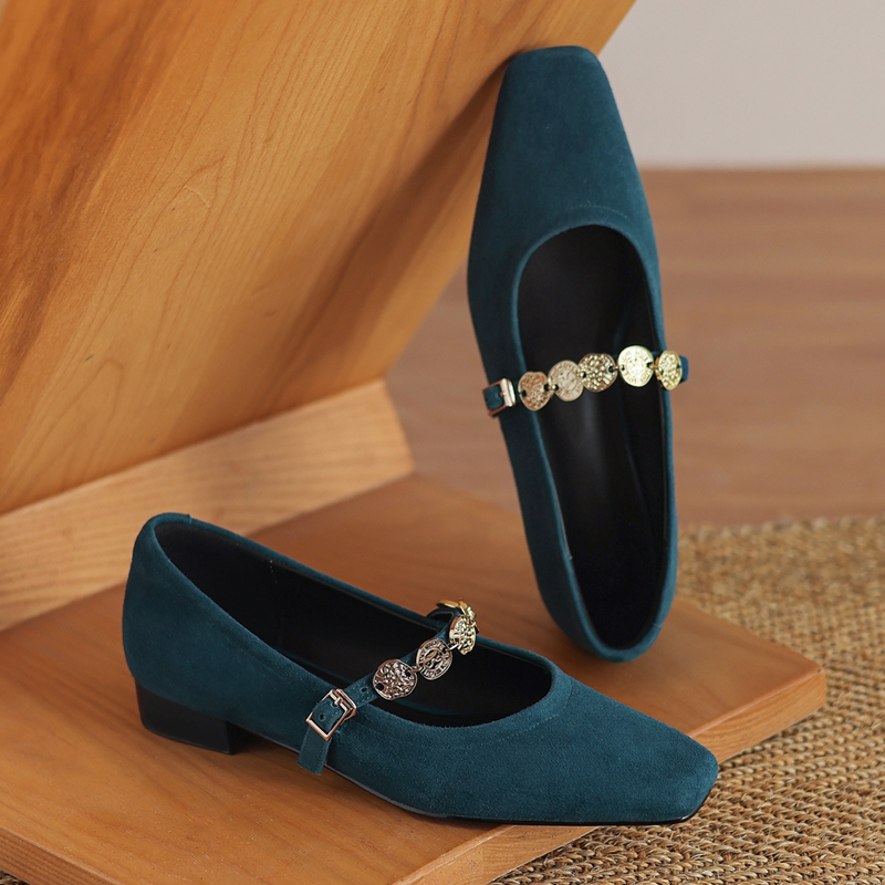 أحذية نسائية جديدة من AIYUQI ل - مراجعة Women Formal Office Wear Shoes وسعره