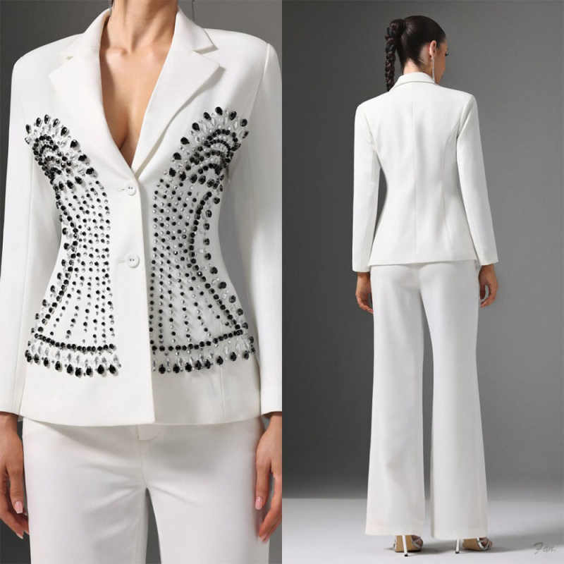 فستان بليزر أبيض للنساء مزين ب - مراجعة Women Formal Wear Black And White وسعره